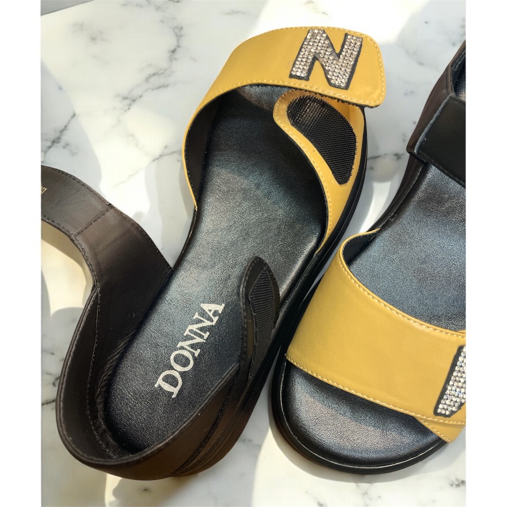 三輝皮鞋韓國專櫃商品全真皮 牛皮魔鬼氈可調整水鑽字母雙寬帶平底涼鞋 正韓製厚底防水台涼拖鞋寬楦拇指外翻肉肉腳高台乳膠墊現-細節圖8