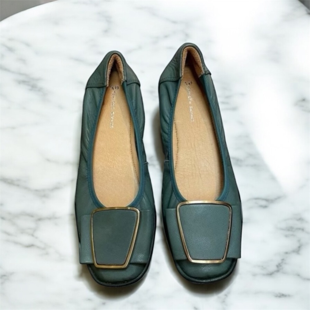 三輝皮鞋台灣製全真皮 超柔軟羊皮金屬方釦方頭平底鞋 娃娃鞋 寬楦拇指外翻輕便鞋懶人鞋一腳蹬，綠色/黑色 現貨MIT-細節圖6