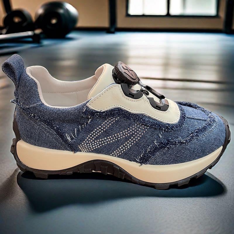 三輝皮鞋台灣設計師fnace 真皮免綁帶旋轉鈕扣慢卡鞋 牛皮+牛仔 水鑽N字運動鞋懶人鞋 高抓地力防磨防滑大底 休閒時尚-細節圖3