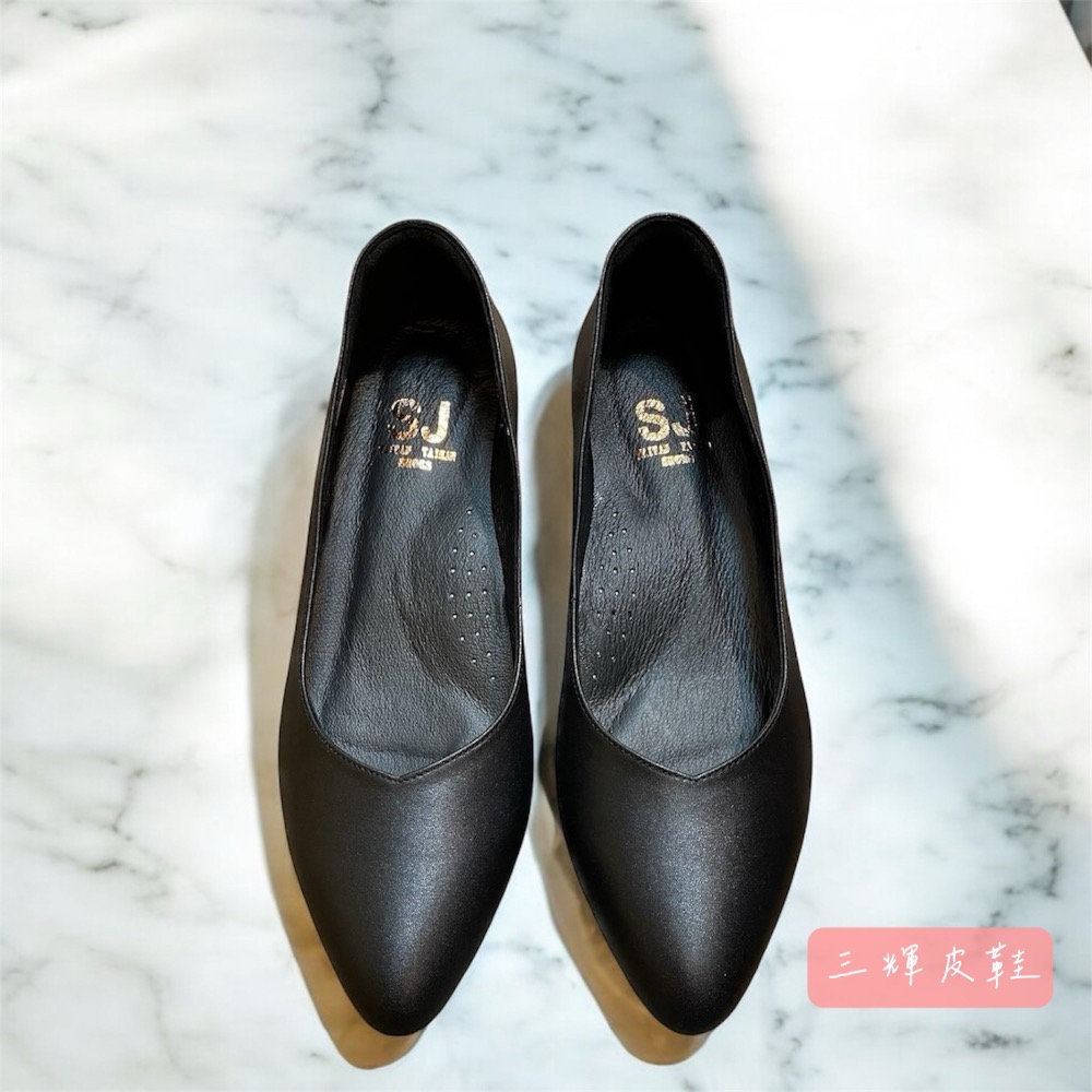 三輝皮鞋台灣製全真皮 羊皮素面V口尖頭基本款低跟鞋 木頭跟粗跟包鞋 老師傅手工鞋寬楦拇指外翻扁平足加大尺碼上班鞋 mit-細節圖2