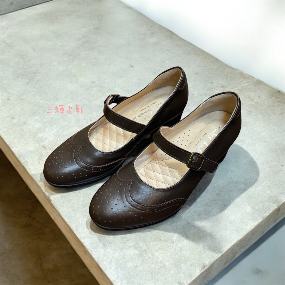 三輝皮鞋台灣製全真皮 護趾海綿 羊皮圓頭魔鬼氈瑪莉珍雕花粗跟高跟鞋 不斷裂氧化大底窩心系列 芯太軟減壓寬楦MIT-細節圖3