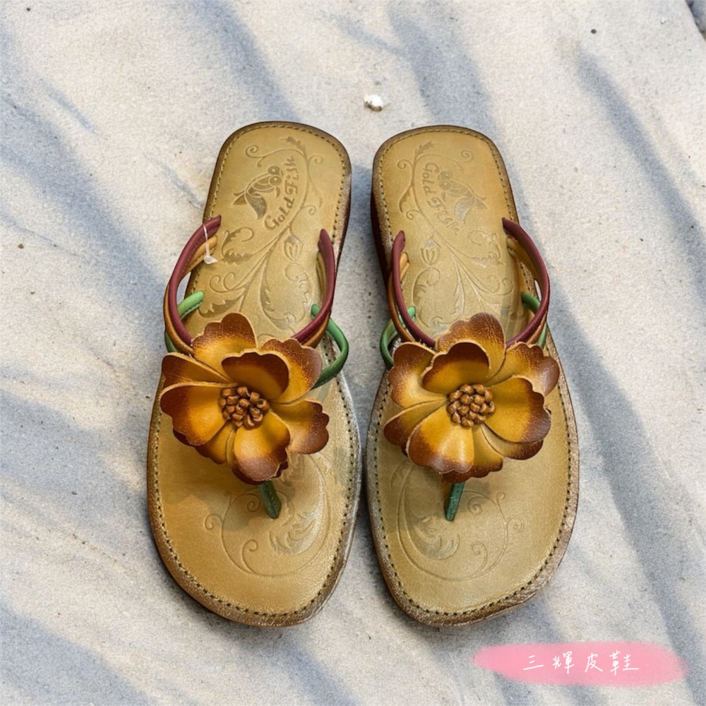 三輝皮鞋🇹🇼台灣製全真皮 牛皮立體雕花文創手工細帶夾腳平底拖鞋 MIT手作鞋 老師傅鞋底縫製防滑生膠鞋底女厚底拖鞋-規格圖11