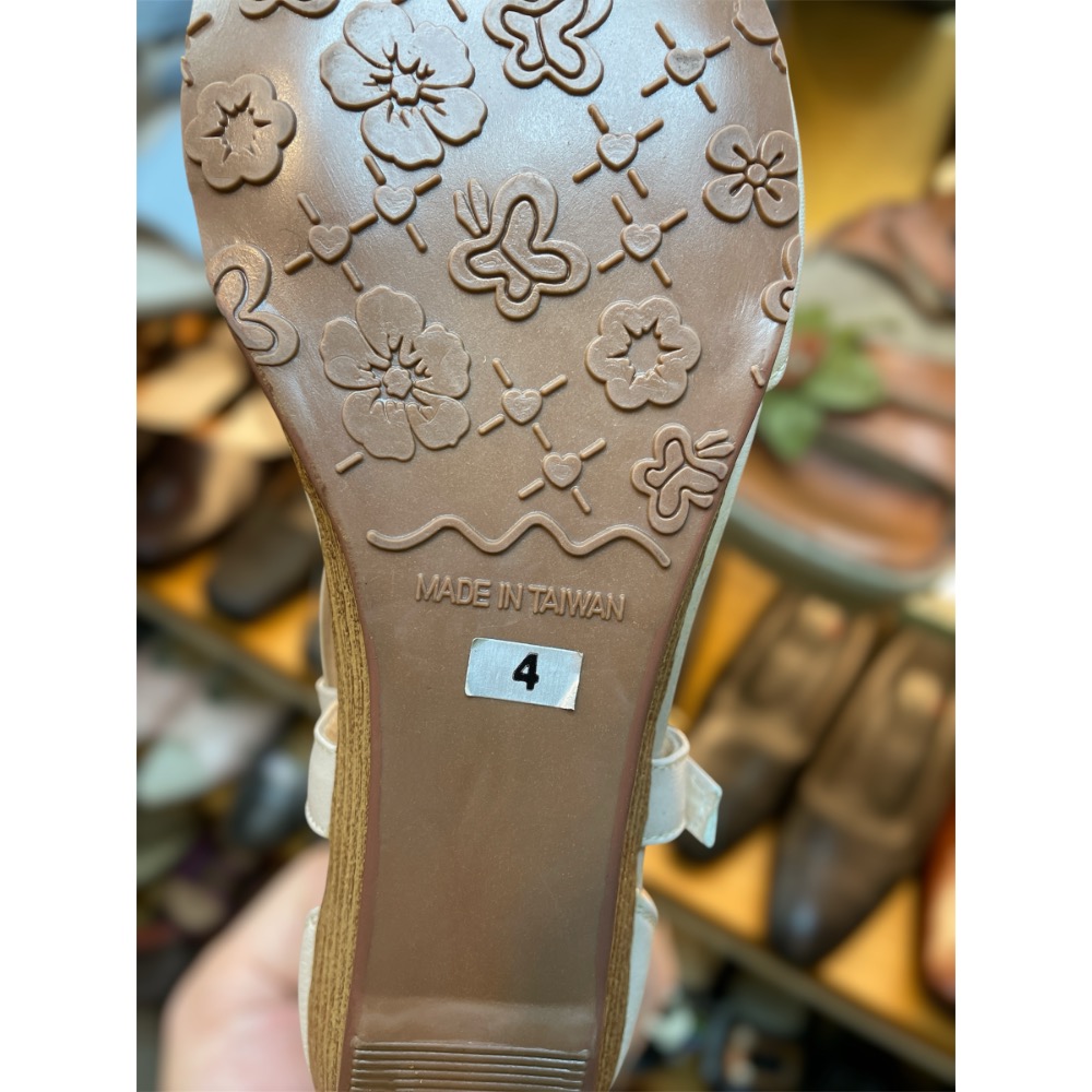 零碼22、22.5/三輝皮鞋台灣製全真皮 柔軟小羊皮足弓支撐工字後包式平底涼鞋 MIT手工鞋 T字木頭低跟坡跟楔型女涼拖-細節圖9