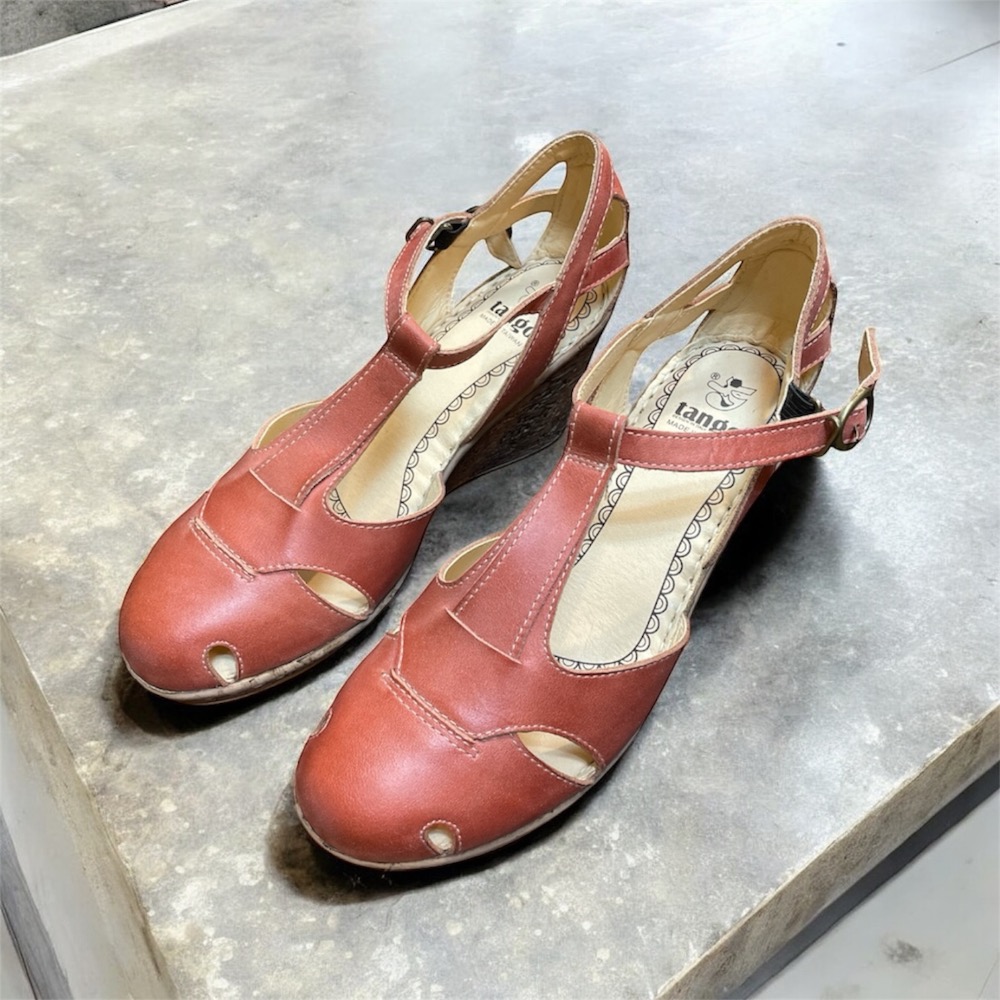 三輝皮鞋台灣製全真皮 牛皮超輕量鞋底縫製T字簍空天然軟木楔型高跟鞋 包頭高台厚底增高涼鞋 MIT手工鞋 一字瑪莉珍女鞋-細節圖2