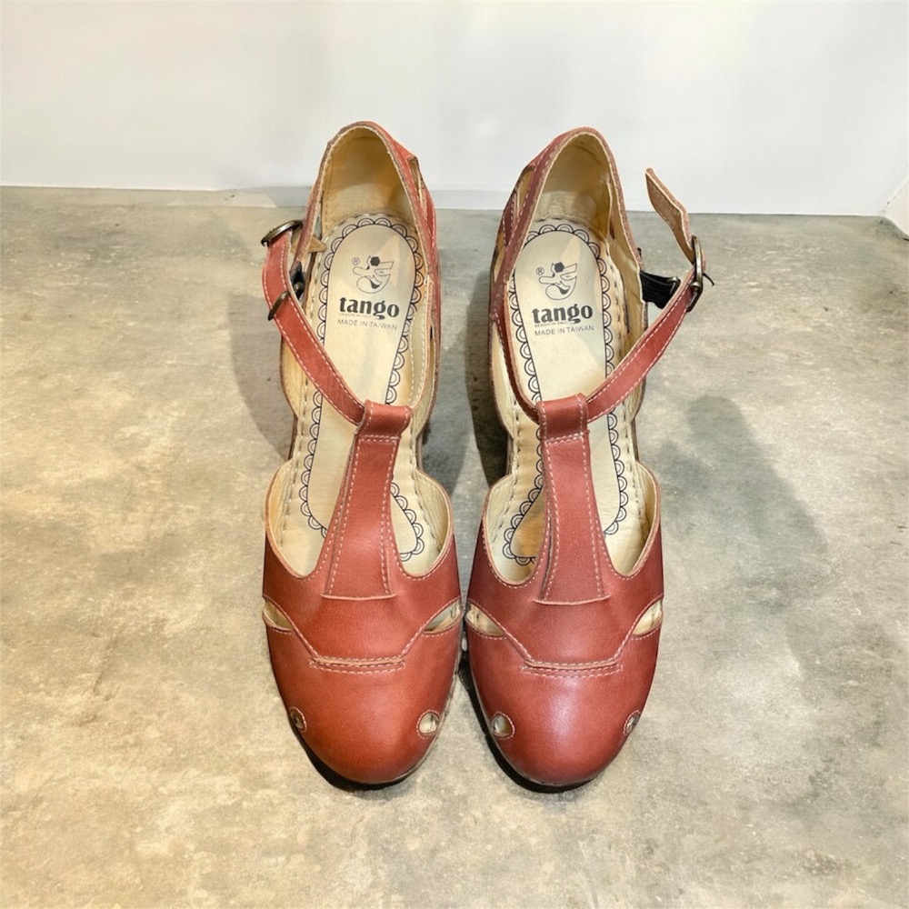 三輝皮鞋台灣製全真皮 牛皮超輕量鞋底縫製T字簍空天然軟木楔型高跟鞋 包頭高台厚底增高涼鞋 MIT手工鞋 一字瑪莉珍女鞋-細節圖4