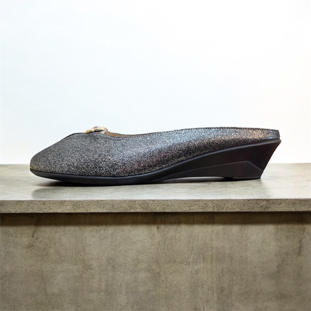 零碼22.5，23.5/三輝皮鞋台灣製全真皮 羊皮銀蔥魚口楔型拖鞋 MIT手工鞋尖頭水鑽穆勒低跟包頭半拖坡跟厚底拖鞋-細節圖3