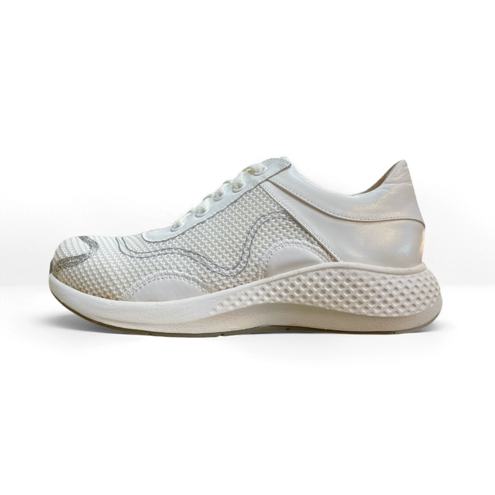 三輝皮鞋台灣製全真皮 MIT牛皮銀色反光流線型網面線條綁帶輕量休閒運動慢跑鞋透氣防滑限量款健走鞋通勤健步鞋 白/黑零碼-細節圖4