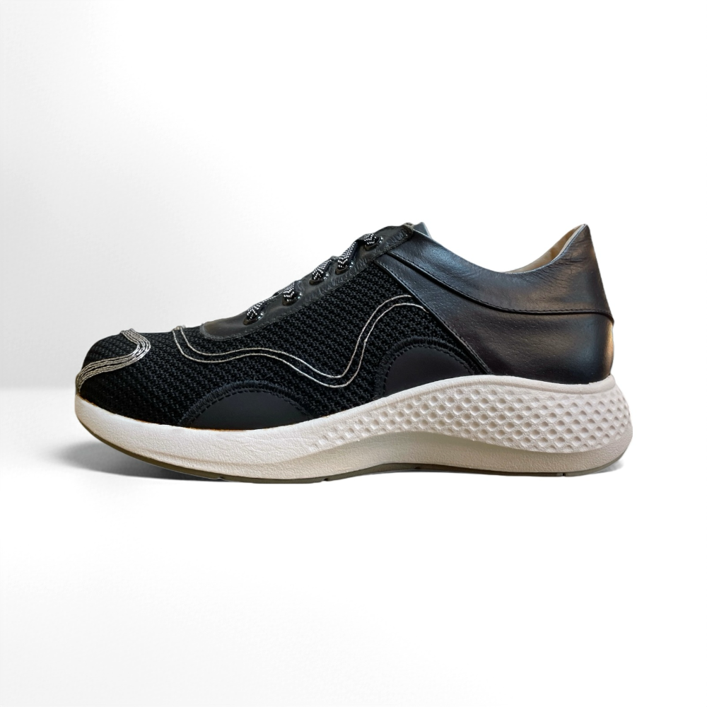 三輝皮鞋台灣製全真皮 MIT牛皮銀色反光流線型網面線條綁帶輕量休閒運動慢跑鞋透氣防滑限量款健走鞋通勤健步鞋 白/黑零碼-細節圖8