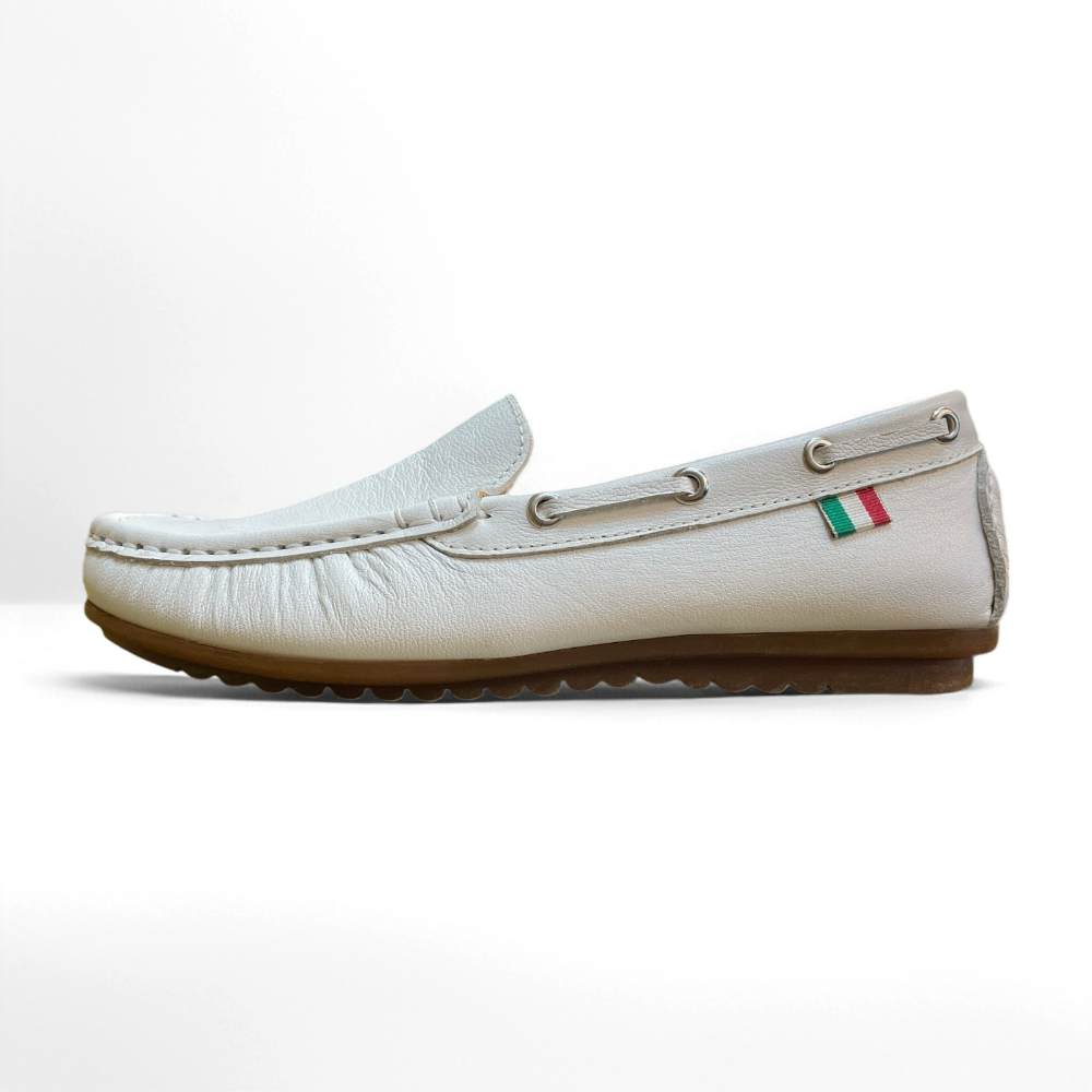 三輝皮鞋台灣製全真皮 MIT手工鞋 牛皮免綁帶鞋底縫製小方頭素面款女豆豆休閒帆船鞋 莫卡辛 歐洲風格樂福平底懶人開車鞋-細節圖7