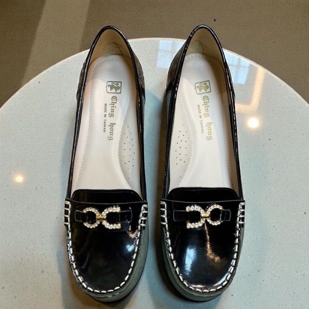 三輝皮鞋台灣製全真皮 羊皮異材質漆皮麂皮拼接水鑽扣飾圓頭女樂福鞋 足弓支撐楔型鞋扁平足平底單鞋 MIT手工鞋坡跟鞋低跟鞋-細節圖4