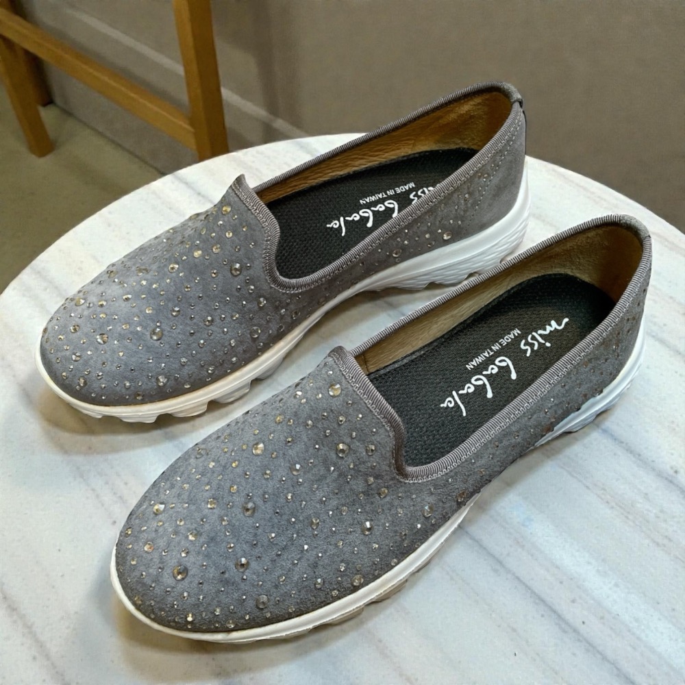 三輝皮鞋台灣製babala MIT真皮羊皮麂皮輕量卯釘圓頭深口女平底鞋女樂福鞋包鞋反毛皮懶人鞋輕便鞋休閒鞋大尺碼女鞋-細節圖2