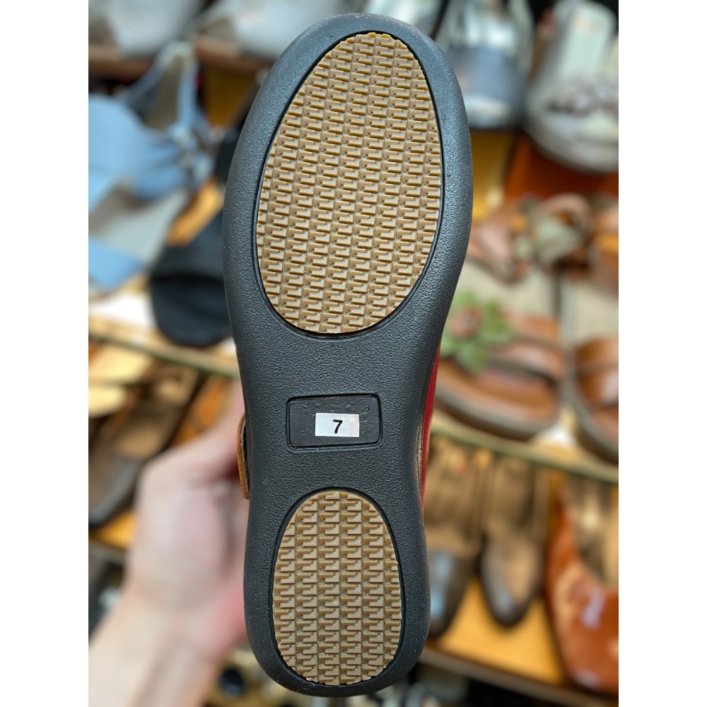 三輝皮鞋台灣製 真皮瑪莉珍鞋 娃娃鞋 平底鞋 厚底鞋 MIT 手工鞋 babala牛皮日系圓頭V口魔鬼粘增高鞋小尺碼女鞋-細節圖10