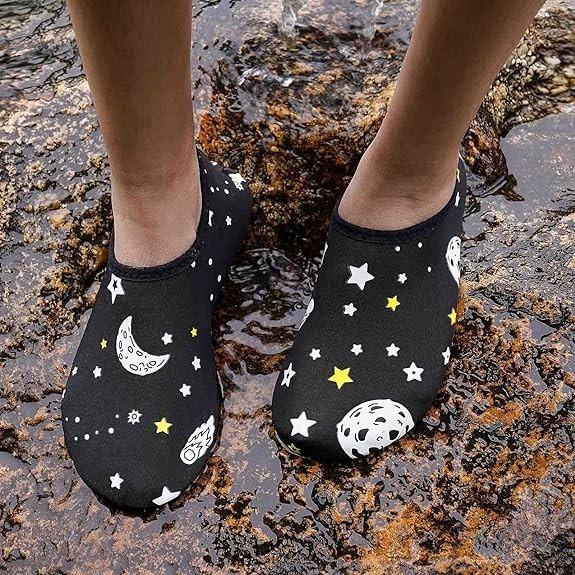 美國神奇兒童變色水鞋,游泳鞋,男孩變色卡通,女孩沙灘鞋,幼兒水上襪<兒童腳尺寸需聊聊>-細節圖6