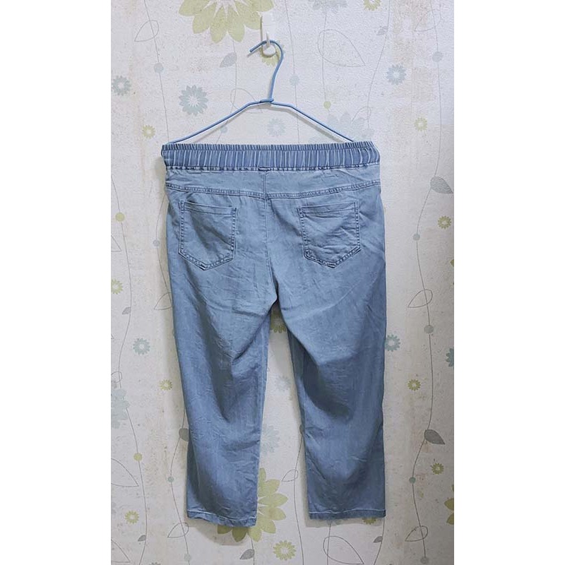 【全新】輕盈舒適涼感天絲鬆緊牛仔褲-細節圖2