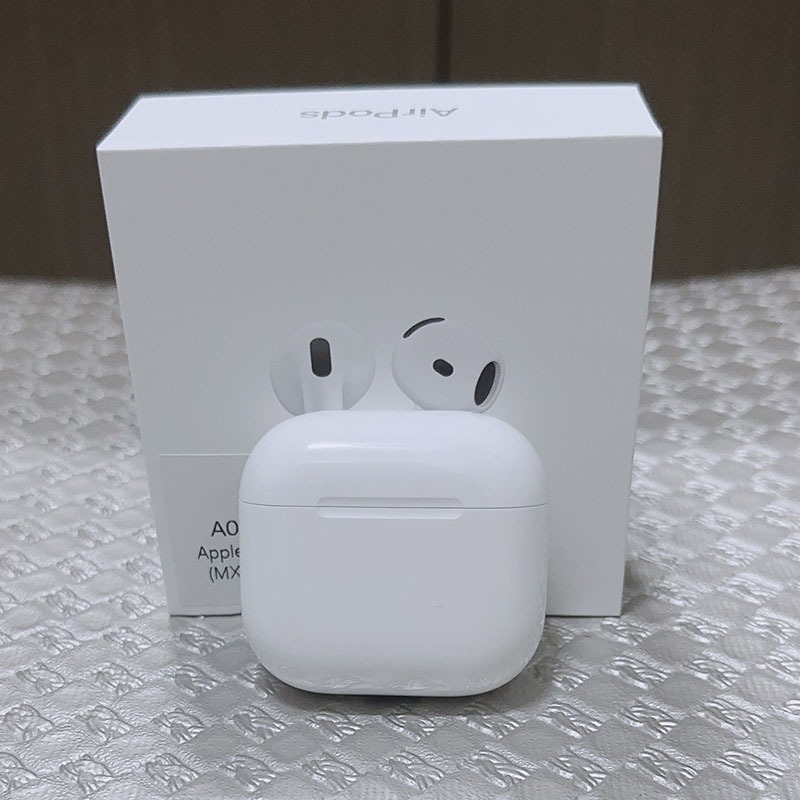 【近全新】【台灣公司貨】【Apple原廠】AirPods 4 藍牙耳機 一般版-白色-細節圖2