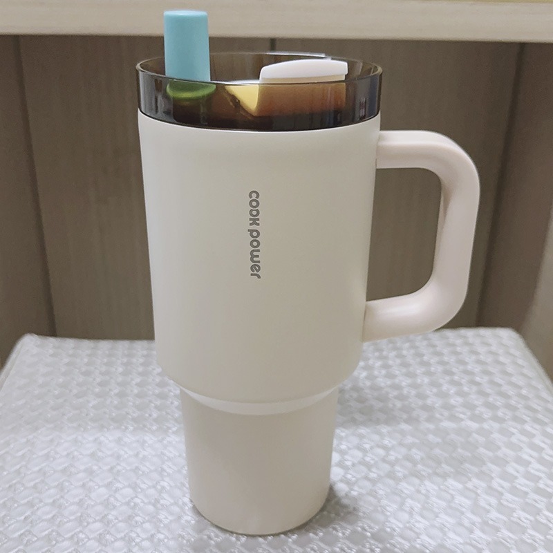 【cook power 鍋寶】真空內陶瓷珍珠粗吸管杯(把手款) 900ML-時光棕色-細節圖2