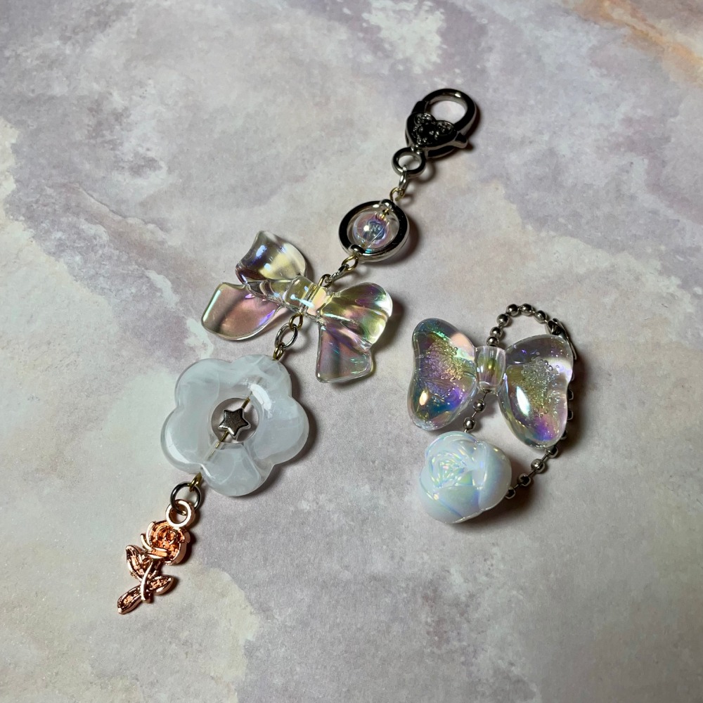 🌹  ℳ𝒶𝑔𝒾𝒸 𝒢𝒾𝓇𝓁 吊飾組 💙🤍❤️-規格圖2