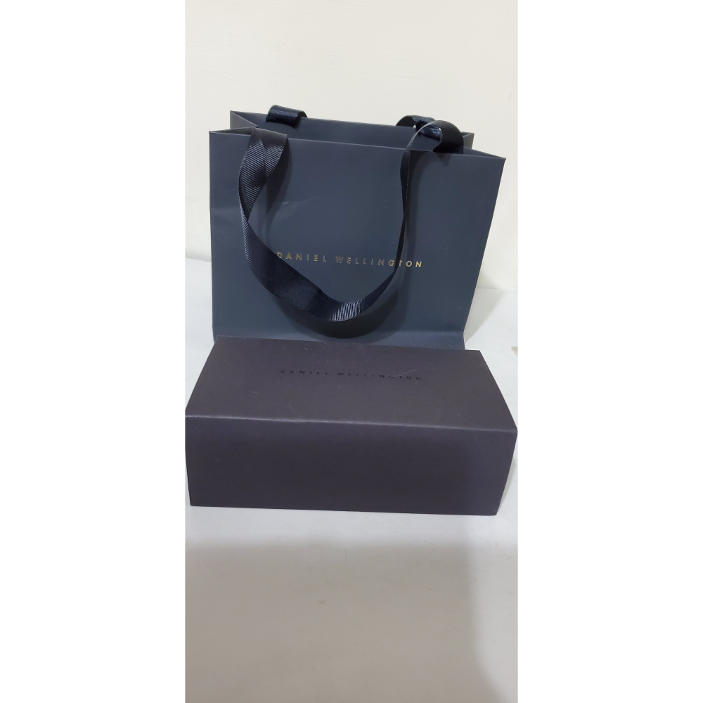 全新 DANIEL WELLINGTON ICONIC LINK極光銀腮紅粉錶 日本石英機芯 電鍍不鏽鋼 原價8490元-細節圖5