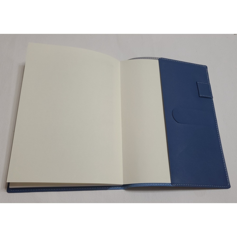 全新 2025年 優質 筆記本 行事曆 附有每天吉時及方位(農民曆功能) 後有置放袋  鵝牌-細節圖3