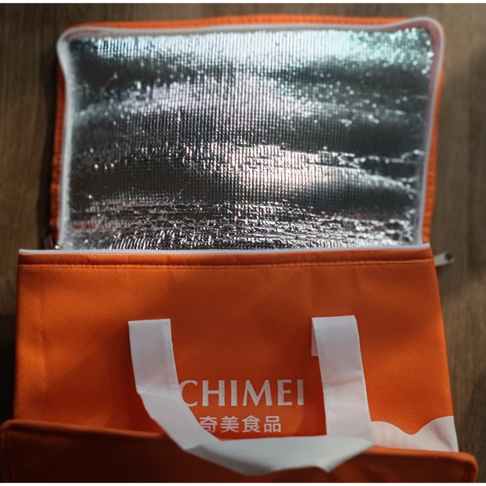 全新   奇美食品  高級厚實硬挺  大型   保溫袋 保冷袋  附硬質板墊  尺寸 32.5 X 30 X 21 CM-細節圖3