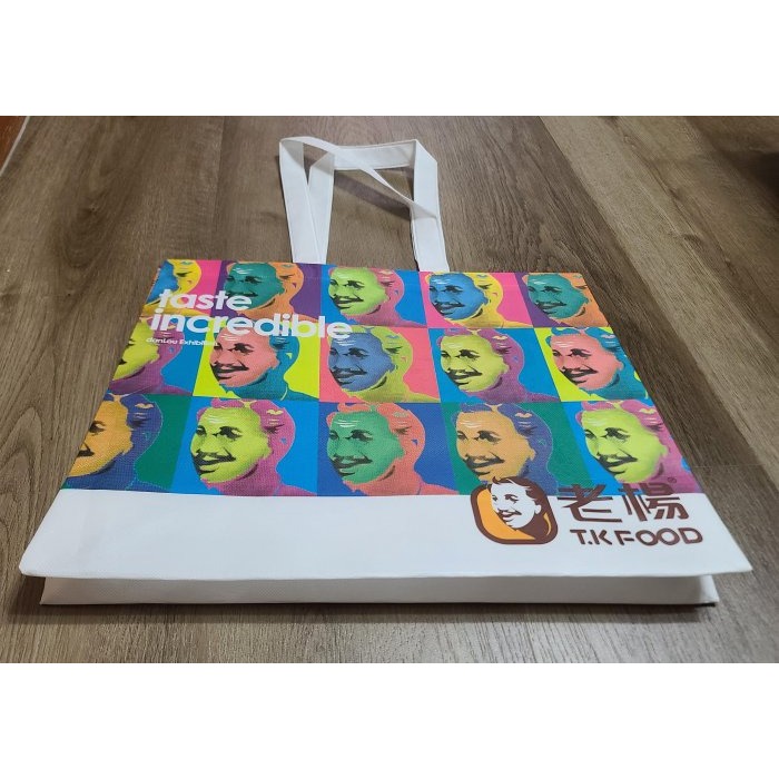 全新 T.K Food 品牌 老楊 環保購物袋 防水超大容量 尺寸：44X 36 X 14 兩面一樣-細節圖2