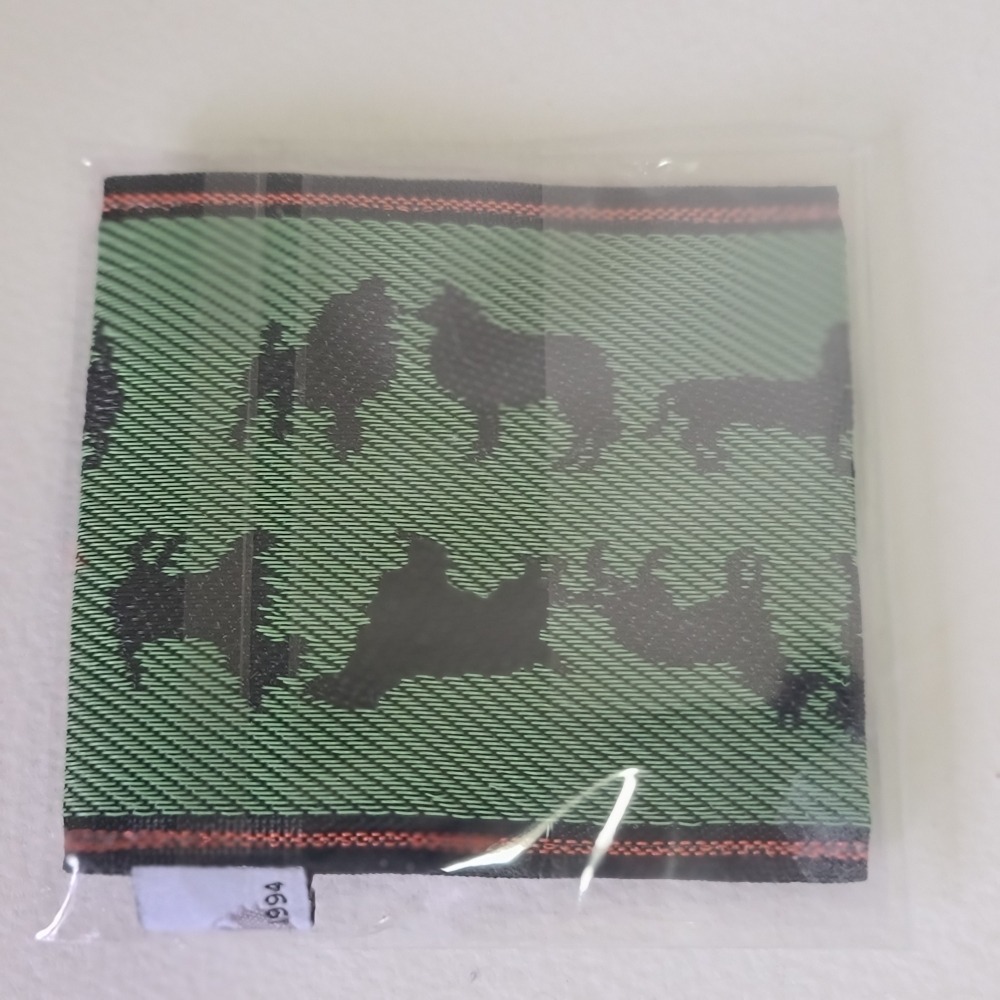 全新   榻榻米零錢包   文創商品   原價150元 。  兩種款式，一個100元-細節圖3