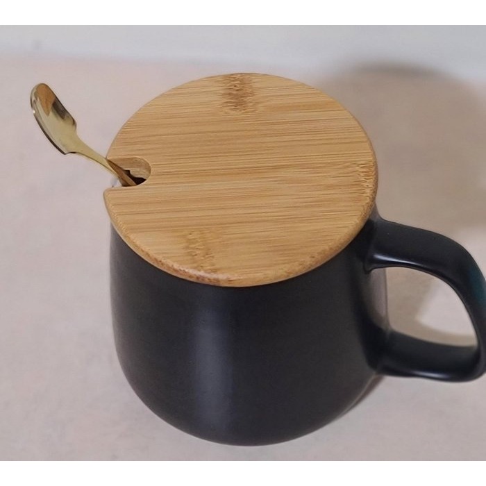 全新  Tiffany 經典藍色禮物盒 + 黑色陶瓷馬克杯( 底部是浮雕圖案)。 精緻馬克杯 附木杯蓋及金湯匙-細節圖2