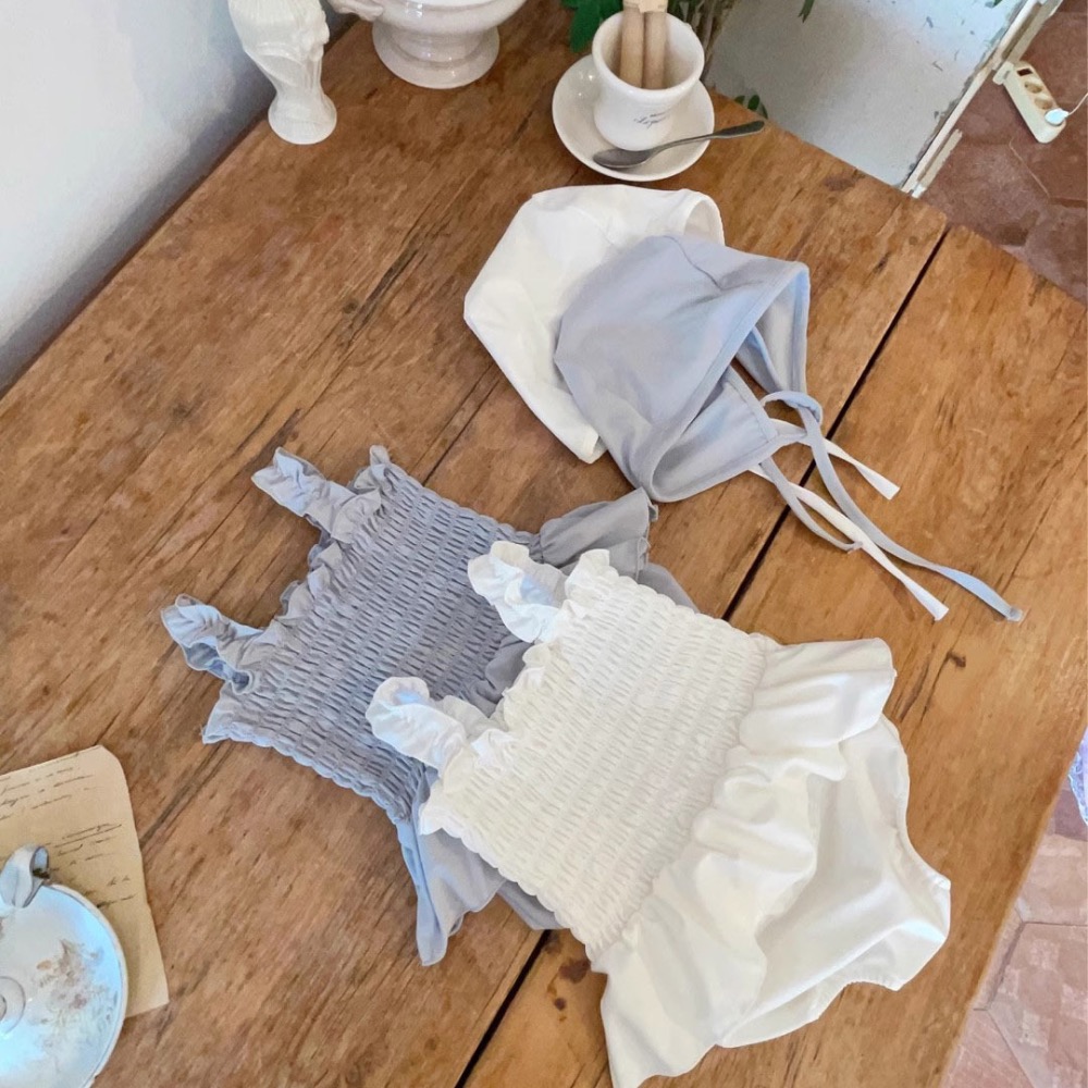 ins韓版女童寶寶吊帶純色比基尼泳衣分體泳衣三件套時尚泳衣裙-細節圖2