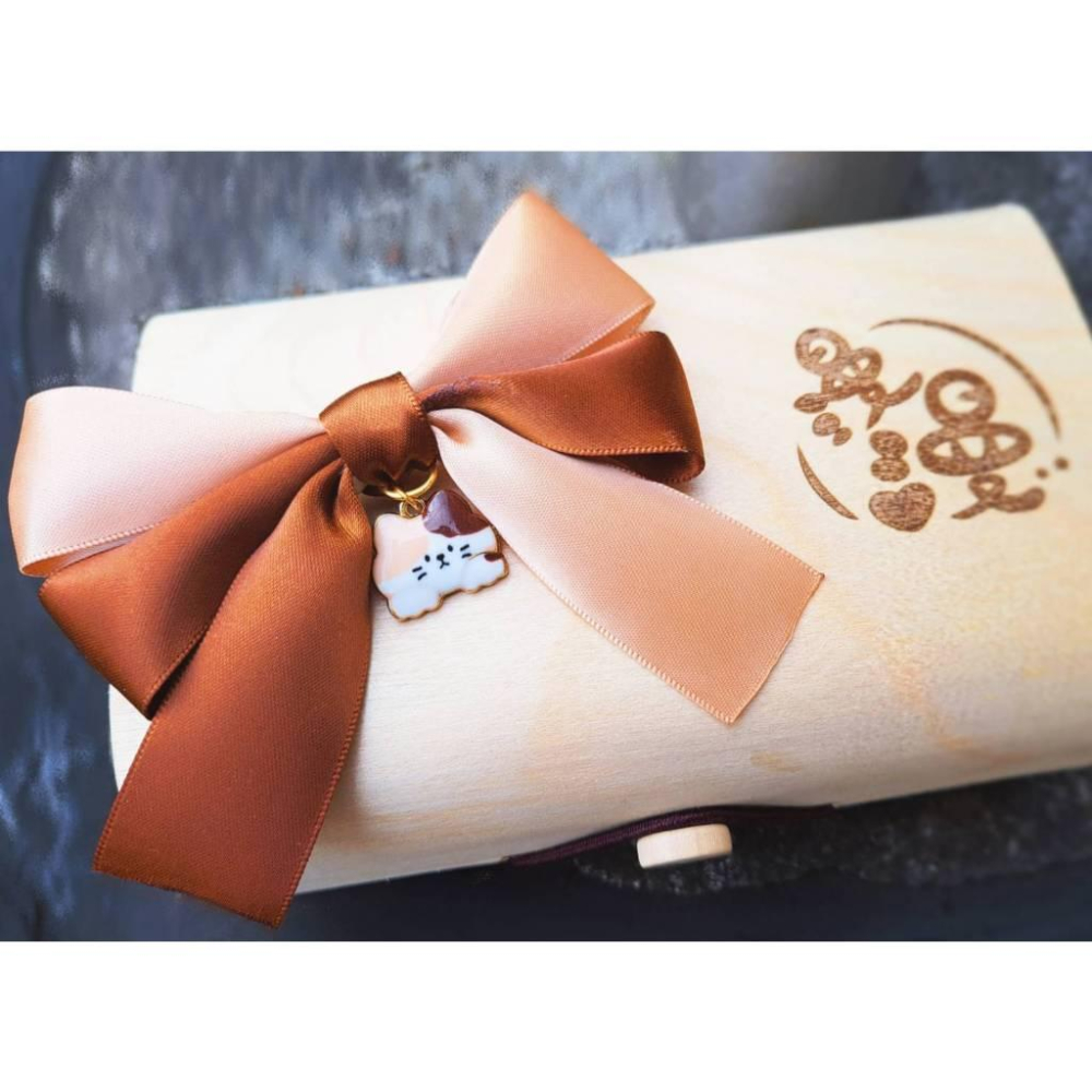 ✵𝖍𝖆𝖓𝖉𝖒𝖆𝖉𝖊✵ 蝴蝶結 磁鐵 別針 胸針 貓咪 可愛 咖啡色 裝飾 飾品 手作 穿搭-細節圖3