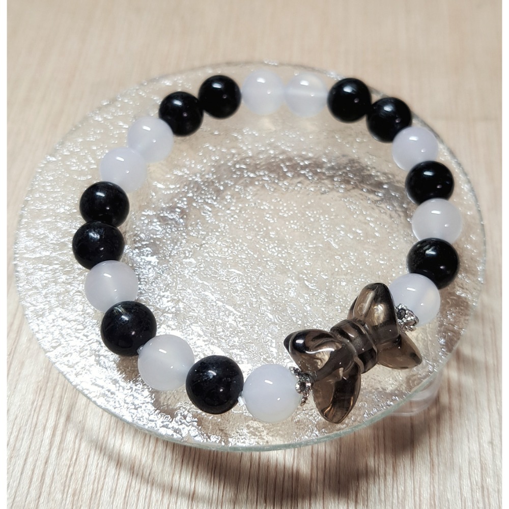 ✵𝖍𝖆𝖓𝖉𝖒𝖆𝖉𝖊✵ 白瑪瑙 冰耀石 黑龍晶 藍閃石 設計款手鍊 手串 天然石 15圍 8mm 8咪-細節圖2