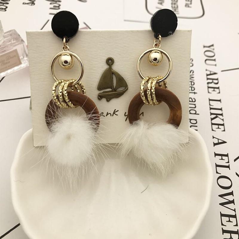 韓國 秋冬新款 木質元素 毛球 垂墜式 耳針 耳環-細節圖6