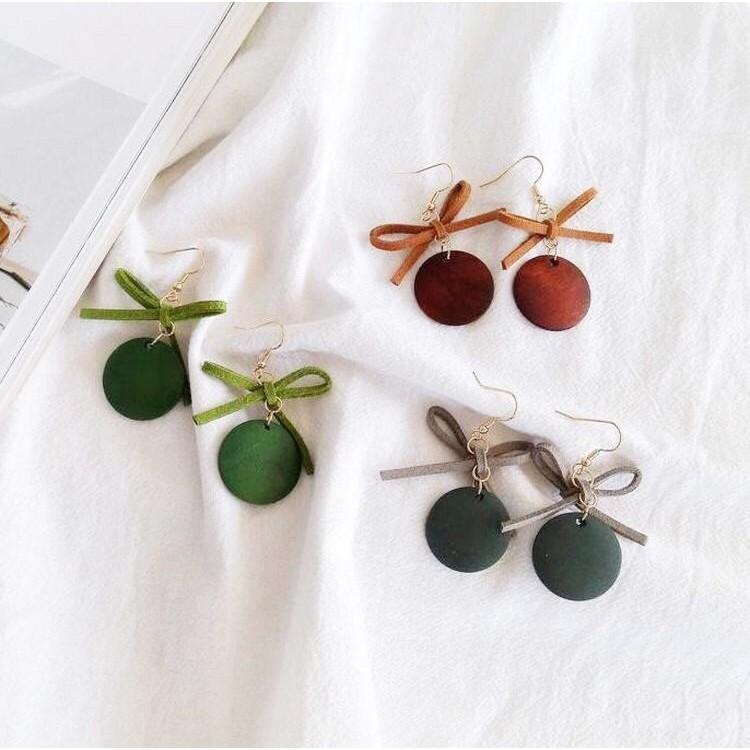 秋冬新款 可愛 蝴蝶結 木頭元素 垂墜式 耳勾 耳環(可改夾式)-細節圖3