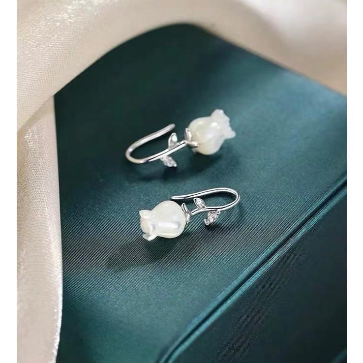 韓 輕巧 氣質 水鑽 鈴蘭 造型 S925抗敏感 耳勾 耳環-細節圖3