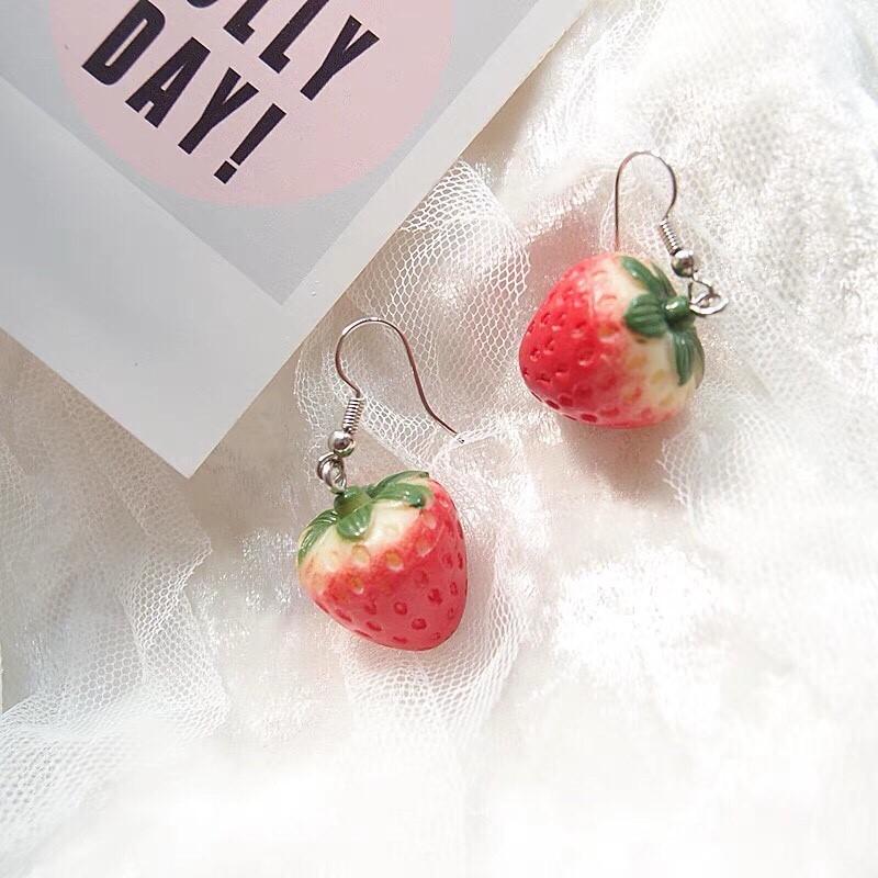 手作 搞怪 可愛 草莓 造型 水果 垂墜式 耳勾 耳環(可改耳夾)-細節圖2