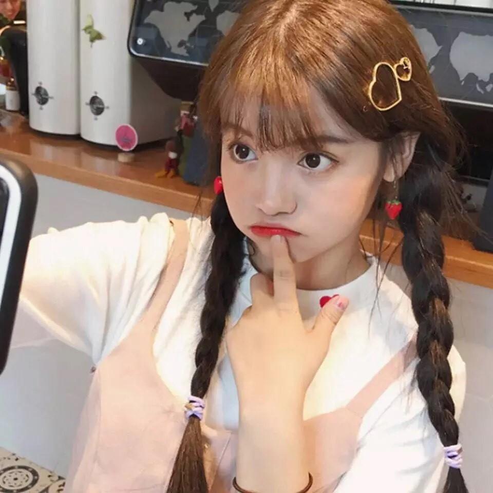 手作 搞怪 可愛 草莓 造型 水果 垂墜式 耳勾 耳環(可改耳夾)-細節圖4