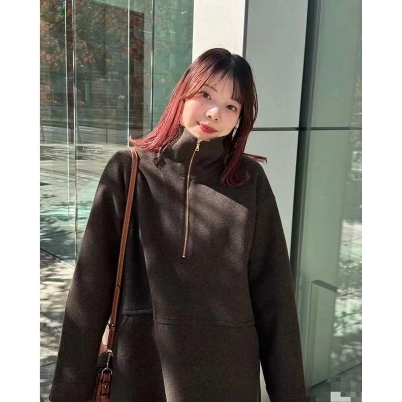 全新吊牌在 Cocodeal 空氣毛呢感寬鬆可愛翻領長袖T-細節圖5