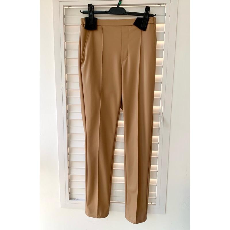 正品全新 Apuweiser-riche 高價副線 Cadune 復古皮革飾線修身長褲 駝38-細節圖7