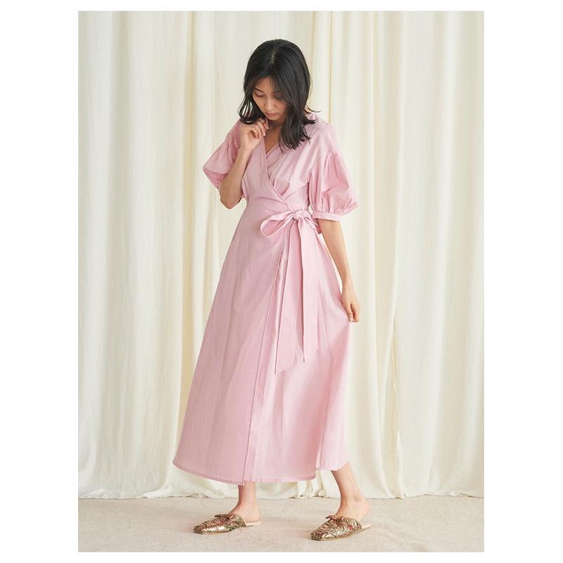 全新吊牌在 Snidel Home 春夏涼感棉亞麻V領燈籠袖圍裹式罩衫睡裙 家居服 粉紫-細節圖3