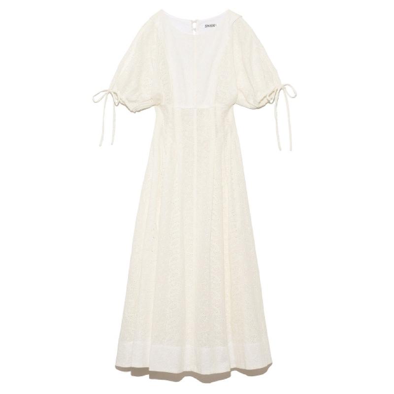 Snidel 精美雕花蕾絲褶飾洋裝 禮服 婚禮 純白1號 SWFO202033-細節圖7