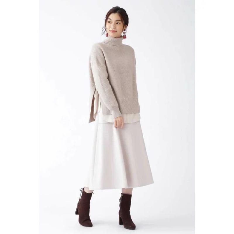 Jill by JILLSTUART 100%溫暖羊毛落肩側開衩毛衣 淺米-細節圖2