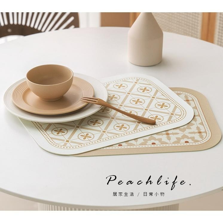 ♡peachlife.♡「台灣現貨」復古花花餐桌墊4入 復古加厚餐墊 防水防油隔熱墊 北歐餐墊 防油水餐墊 可水洗餐墊-細節圖3