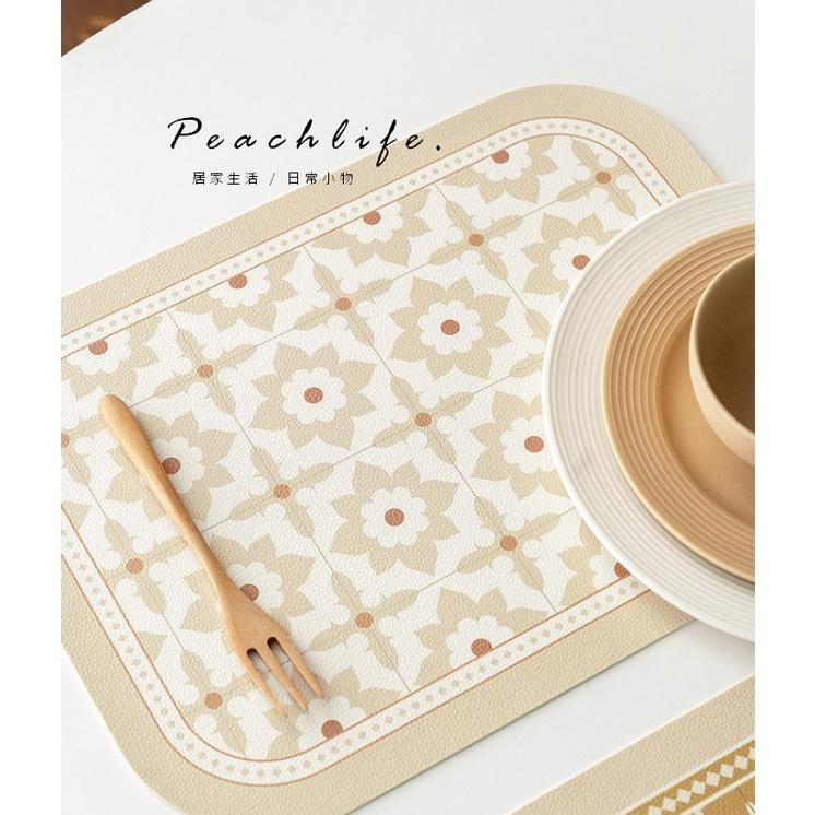 ♡peachlife.♡「台灣現貨」復古花花餐桌墊4入 復古加厚餐墊 防水防油隔熱墊 北歐餐墊 防油水餐墊 可水洗餐墊-細節圖4