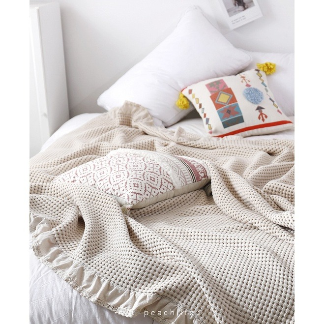 ♡peachlife.♡「台灣現貨」荷葉邊薄毯 透氣 車用毯 毛巾被 四季通用 荷葉邊涼被 毯子 沙發毯 荷葉邊-規格圖6