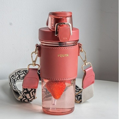 ♡peachlife.♡「台灣現貨」肩背水壺 水壺 外出背帶水壺 出遊水壺 吸管式 650ml水壺 休閒水壺-規格圖9