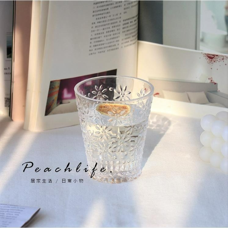 ♡peachlife.♡「台灣現貨」法式碎花玻璃杯 玻璃杯 碎花杯子 水杯 茶杯 辦公室小物 居家水杯 咖啡杯 牛奶杯-細節圖3
