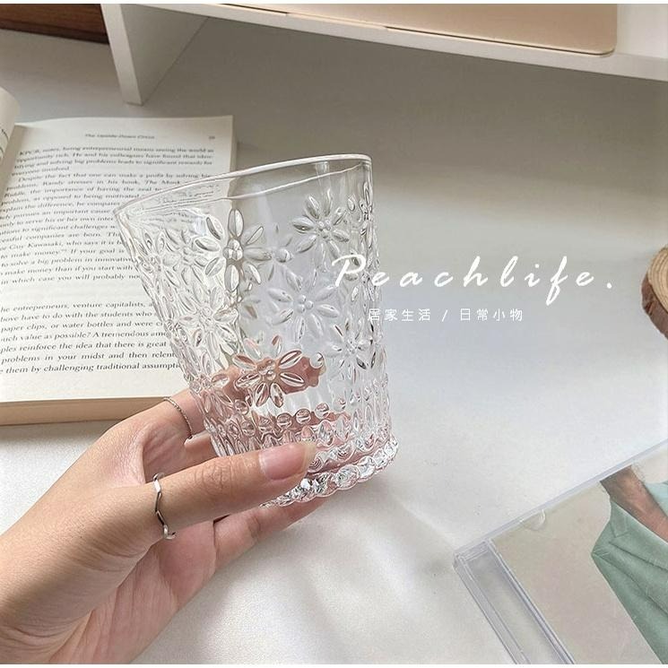 ♡peachlife.♡「台灣現貨」法式碎花玻璃杯 玻璃杯 碎花杯子 水杯 茶杯 辦公室小物 居家水杯 咖啡杯 牛奶杯-細節圖6