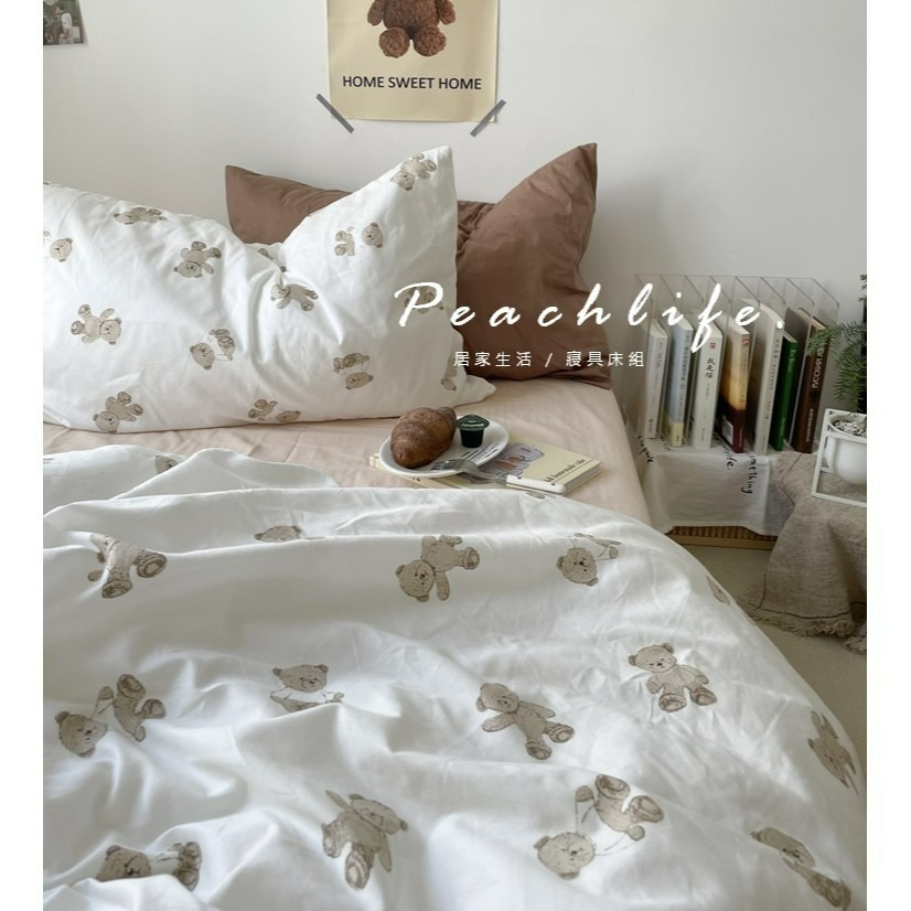 ♡peachlife.♡「台灣現貨」100%純棉熊熊床包組 奶油色床包 小熊床包 透氣舒適床包組 床包被套枕套 奶油色-細節圖6