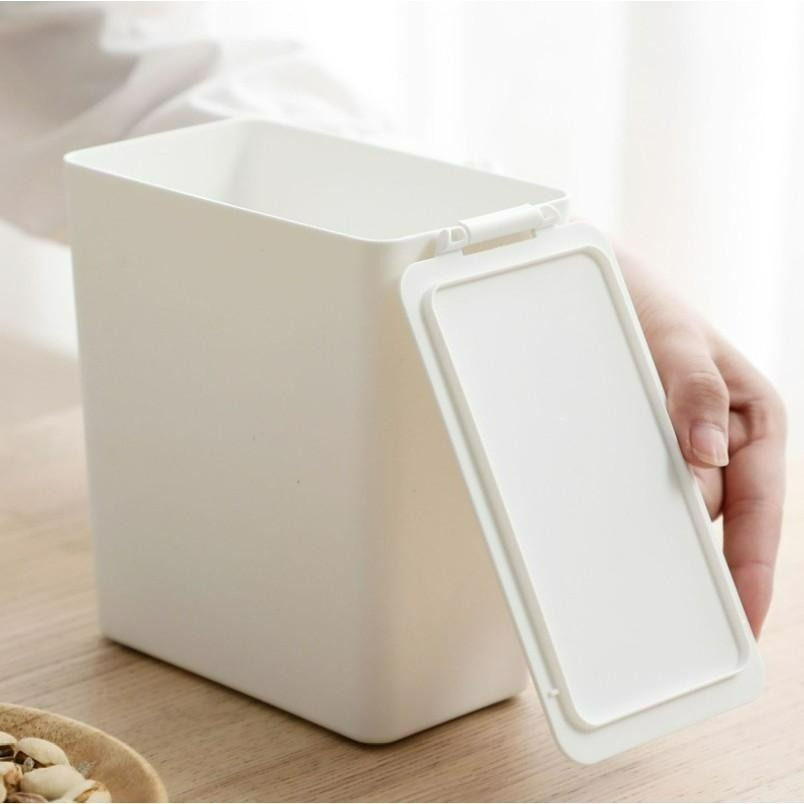 ♡peachlife.♡「台灣現貨」日式純白色桌上垃圾桶 辦公桌車用垃圾桶 迷你垃圾桶 翻蓋是垃圾桶 極簡風格 收納-細節圖2