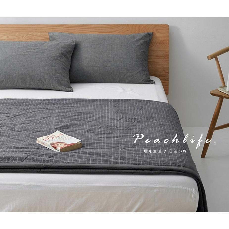 ♡Peachlife.♡「台灣現貨」日式春夏涼被 涼被 格子涼被 薄被 薄被子 透氣舒適柔軟被子 涼被 簡約中性風格-細節圖3