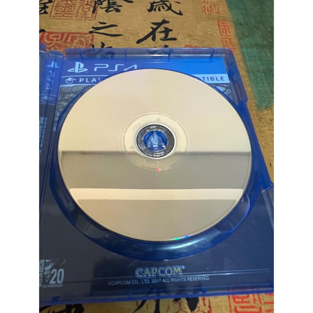 PS4遊戲光碟-惡靈古堡7-細節圖4